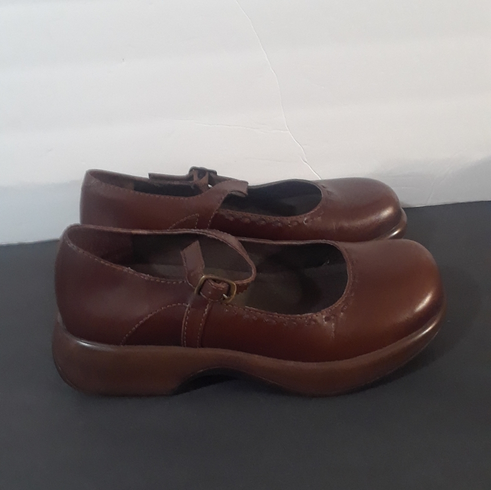 Dansko Size 39 Mary Jane Clogs Shoes